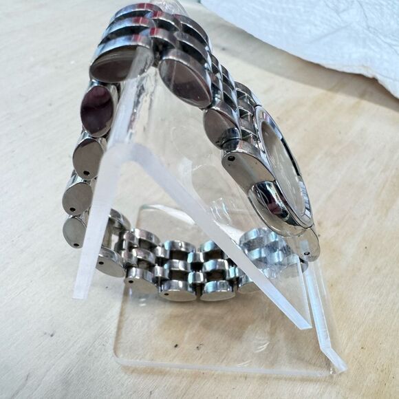 TISSOT T classic 1853 Quartz Wristwatch T030 009 A new battery - Picture 10 of 17